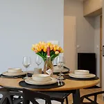 Apartment Square By Renters *