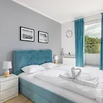 Apartment Square By Renters *
