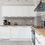 Square By Renters Apartment *