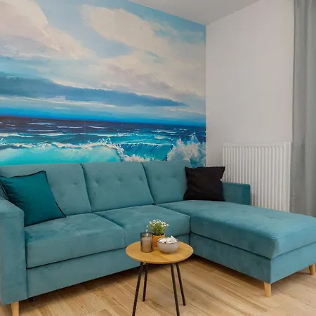 Square By Renters *