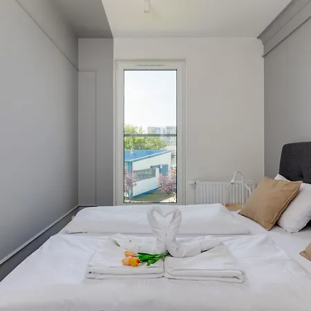 Square By Renters 아파트