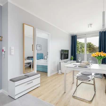 Square By Renters
