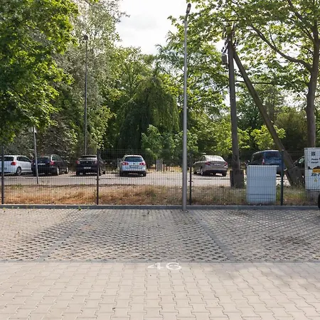 Square By Renters Свиноуйсьце
